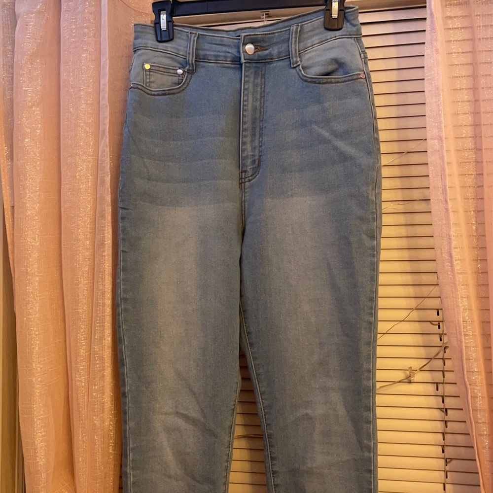 First Pick High Rise Jeans - Light Blue Wash